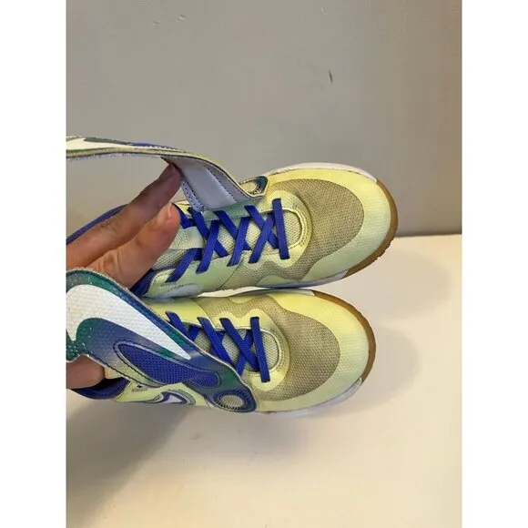 Nike Team Hustle D11 SE Basketball Shoes Big Kids Sz 4Y Womens Sz 5.5