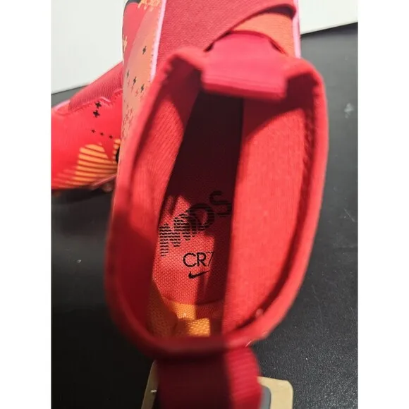 Nike Zoom Mercurial Superfly 9 CR7 Soccer Cleats Speed Crimson Sz 5Y FJ0353-600
