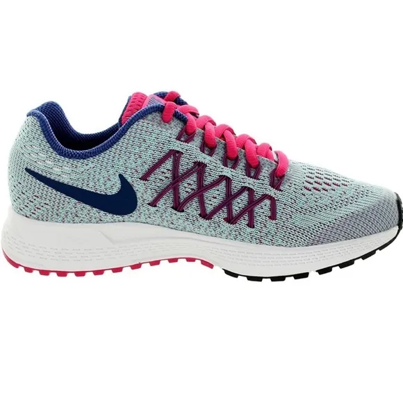 Nike Zoom Pegasus 32 Athletic Shoes
