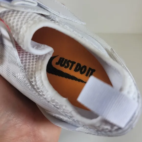 Nike Zoom Pole Vault Elite 3 Track Shoes AA1204-101 Spikes Included White rare