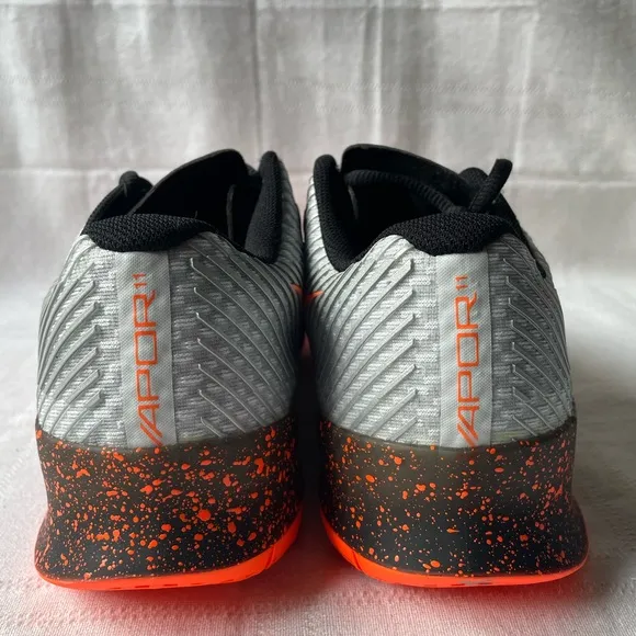 Nike Zoom Vapor 11 Premium HC Silver Orange NYC Tennis Shoes Size 7.5 FQ7721-001
