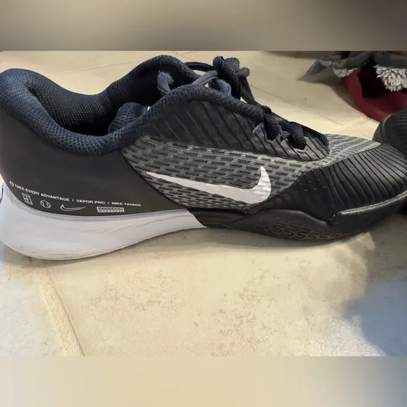 Nike Zoom Vapor Pro 2 HC Black Women Sz 8 Tennis Hard Court Shoes DR6192-001