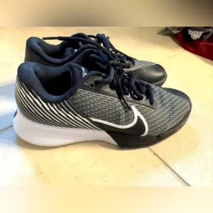 Nike Zoom Vapor Pro 2 HC Black Women Sz 8 Tennis Hard Court Shoes DR6192-001