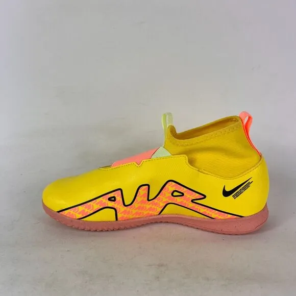 Nike air Zoom mercurial Vapor 15 youth size 5.5 bright yellow peach athletic