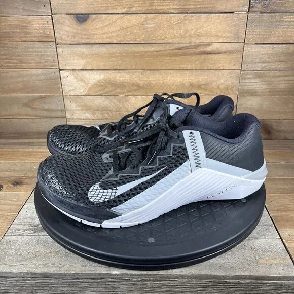 Nike Mens Size 8.5 Metcon 6 Cross Training Shoes Black White CK9388-010