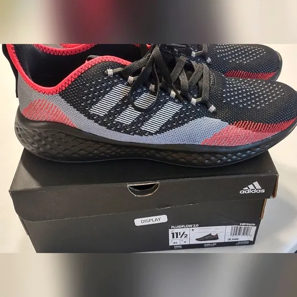 NWOT Men's Adidas FluidFlow 2.0 Sneakers