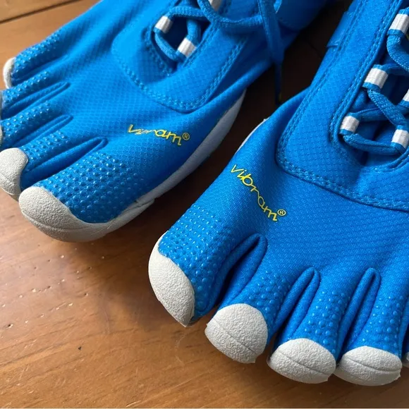 NWOT Men’s Vibram FiveFingers Speed XC Lite Running Golf Exercise Shoes 40 8-8.5