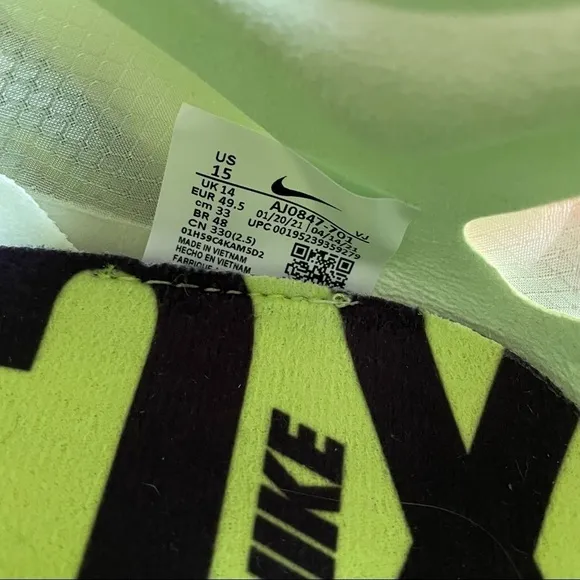 NWOT Nike Zoom Victory 5 XC Track and Field Shoes Distance Spikes Volt