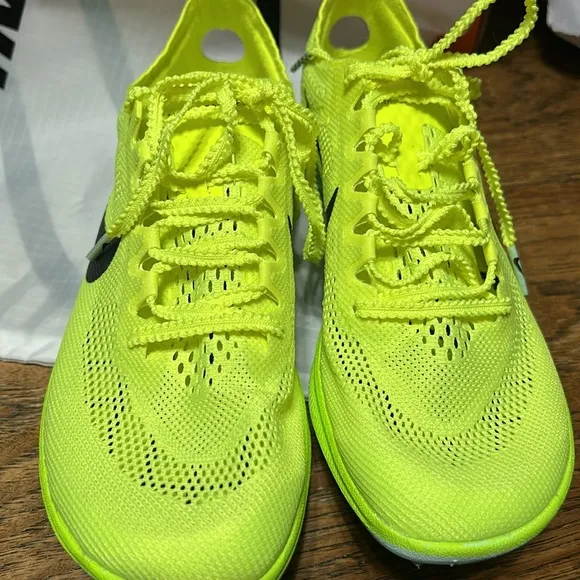 NWOT Nike Zoomx Dragonfly Track Shoes