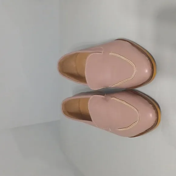 NWOT N.Y.L.A  Women's Pink Leather Loafers, Sz 7 , Super Soft