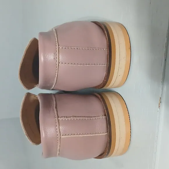 NWOT N.Y.L.A  Women's Pink Leather Loafers, Sz 7 , Super Soft