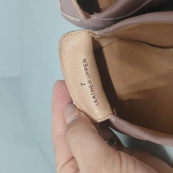 NWOT N.Y.L.A  Women's Pink Leather Loafers, Sz 7 , Super Soft