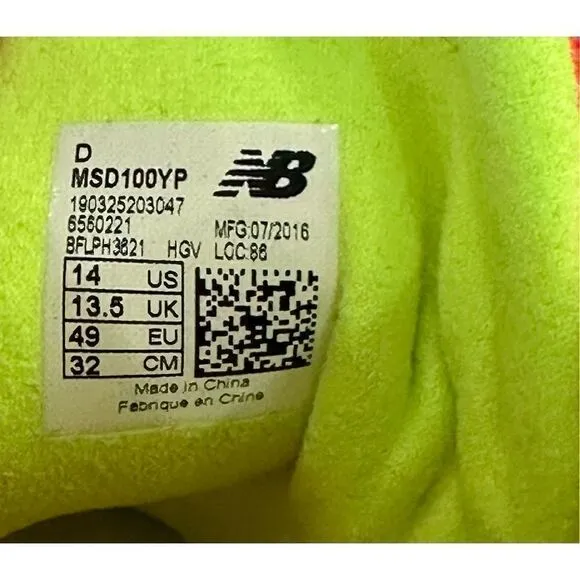 NWOT New Balance Silent Hunter Track Shoes