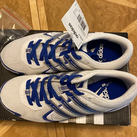 NWT!! Adidas Arriba X Juniors track &amp; field spike shoes Size 7 Boys