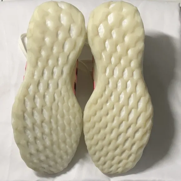 NWT Adidas Women’s Ultraboost Web DNA Sneaker