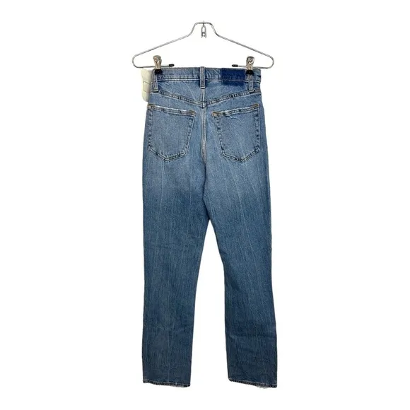 NWT Long A&amp;F Ultra High Rise Ankle Straight Jean 24 Long