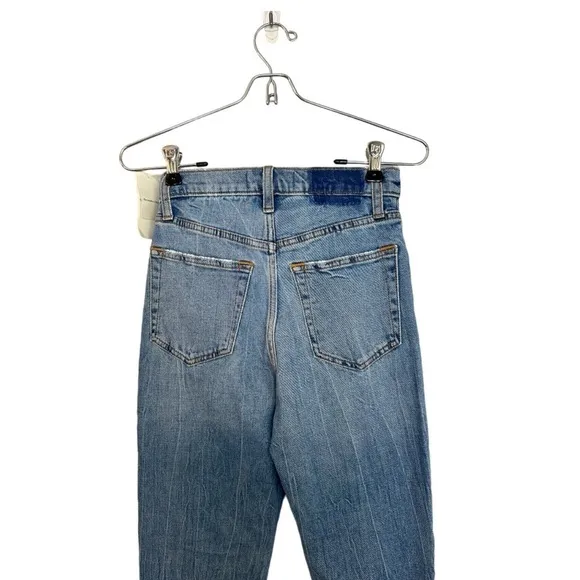 NWT Long A&amp;F Ultra High Rise Ankle Straight Jean 24 Long