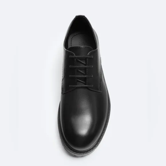 NWT. Zara Black Track Sole Lace-Up Derby Shoes. Size 8.
