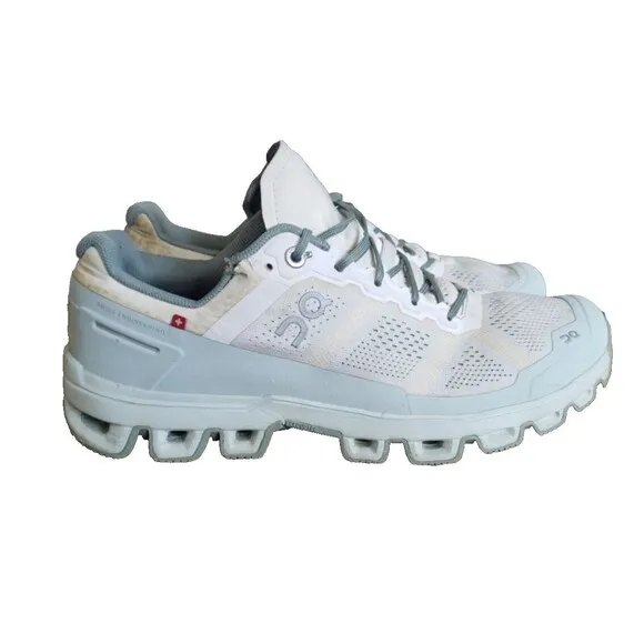 On Cloudventure white moss women sneakers running/trail shoes Size 8.5