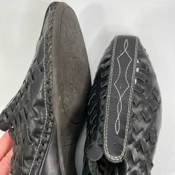 Pikolinos soft black leather perforated sling back shoe, like new, euro size 37