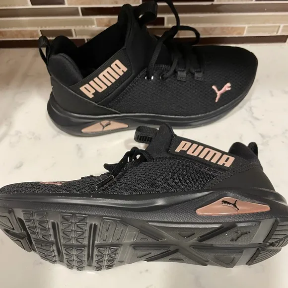 Puma Enzo 2 sneakers for womens  NWT