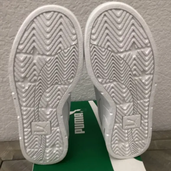 Puma Women's Cali Court Casual Sneakers, size 8.5