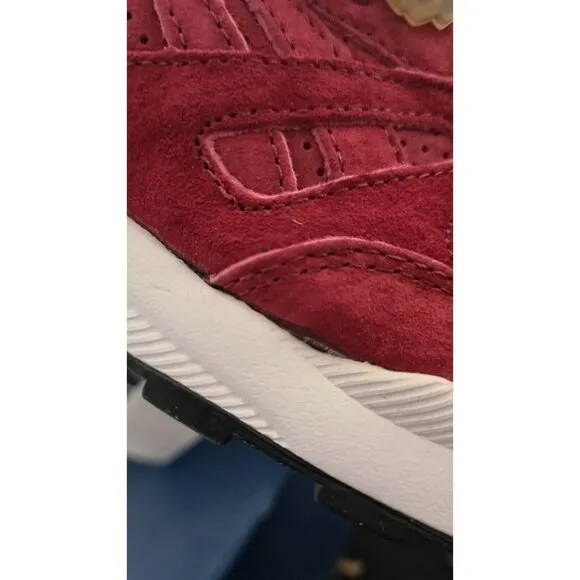 Reebok Ventilator PERF Red Running Leather Men's Sneakers Size 12 defects