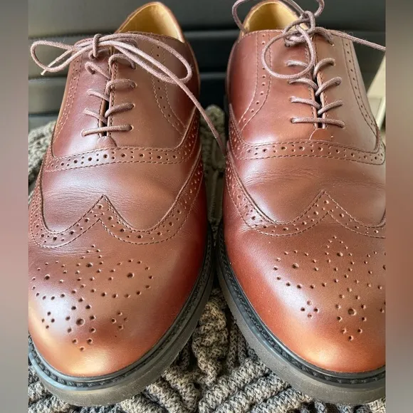 Rockport Mens Wing Tip Brown Oxford’s Antique Tan Size 9.5 Like New