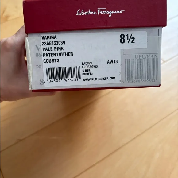 Salvatore Ferragamo Varina Patent Leather Ballet Flats - Pale Pink