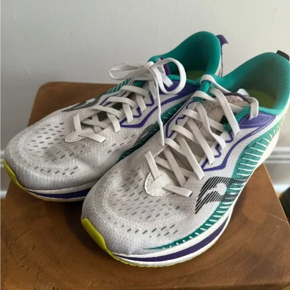 SAUCONY Endorphin Speed 2 Women's White Yellow Purple Running Shoes Size 9.5