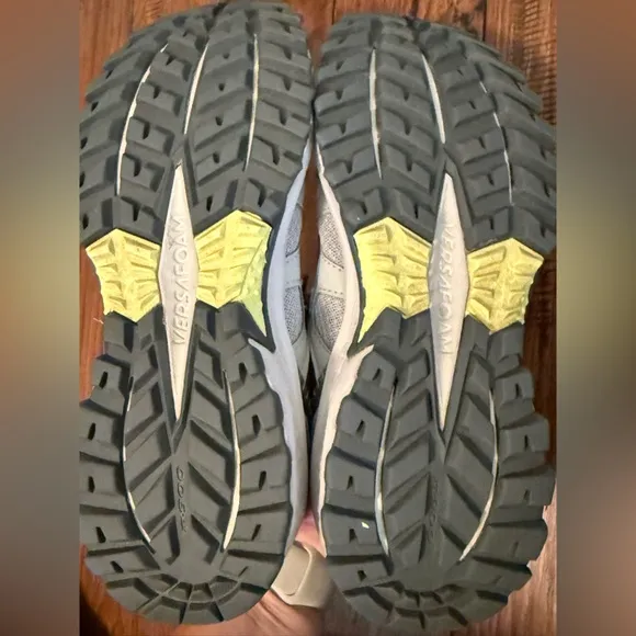 Saucony Excursion TR 14 Gray S10584-4 Women 7.5 Trail Running Shoes Athletic