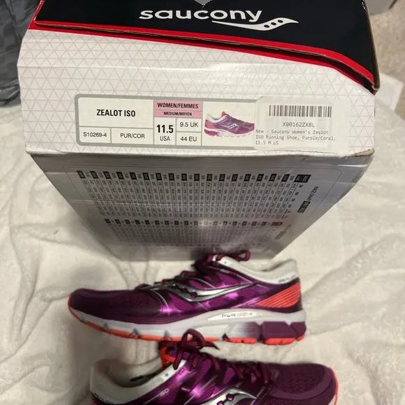 Saucony Womens Zealot ISO S10269-4 Purple Running Shoes Sneakers Size 11.5 New