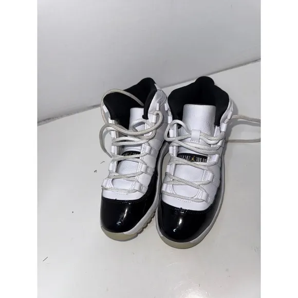 Size 2Y Air Jordan 11 PS Preschool Retro Gratitude Black White Gold 378039-170