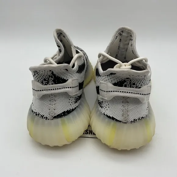 Size 8.5 - adidas Yeezy Boost 350 V2 Low Zebra