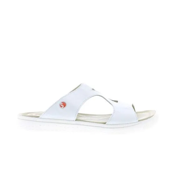 Softinos Womens Inbey White Shoes (NWT)
