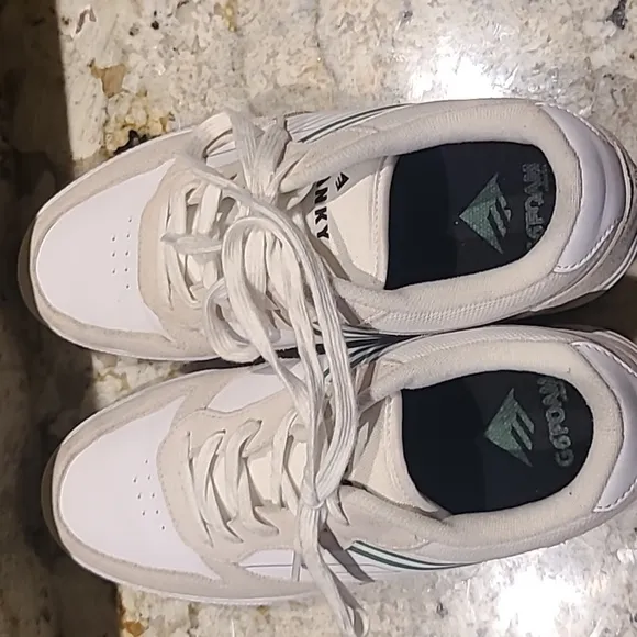 Spank &quot;Emerica&quot; men's  sz 11.  Men's Ksl Spanky G6 low top skate shoes (980)