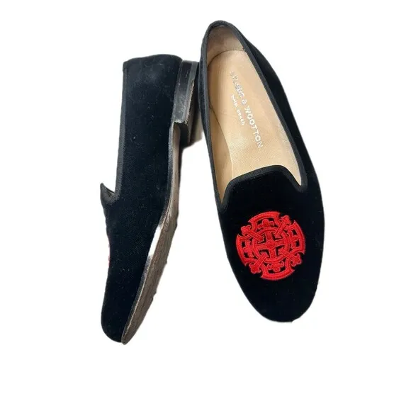Stubbs &amp; Wootton Women's Flat 7.5 Black Velvet With Red Cross Embroidery