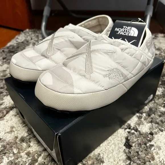 The North Face x Kaws ThermoBall Traction Mule VP Size 9 Ivory White Camo