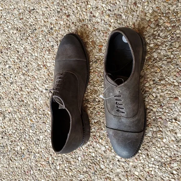 Thursday Boot Company Executive Shoes In Distressed Dark Brown