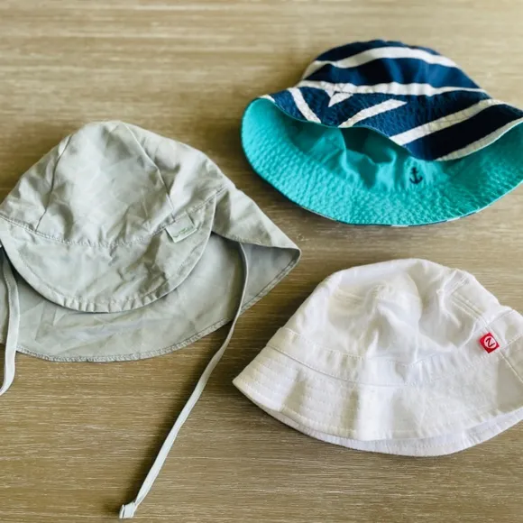 Toddler boy swim (2T), suits, shorts, rash guards, hats, 14 coordinating pieces