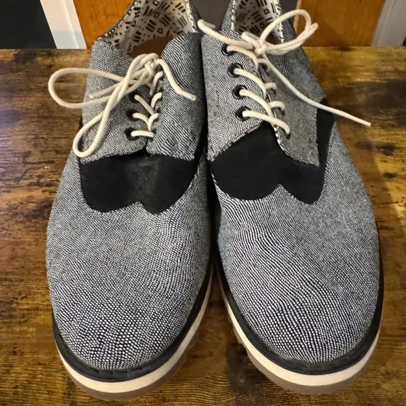 Tom’s Broguev White Caviar Leather Oxford Vibram Sole ShoeSize 10