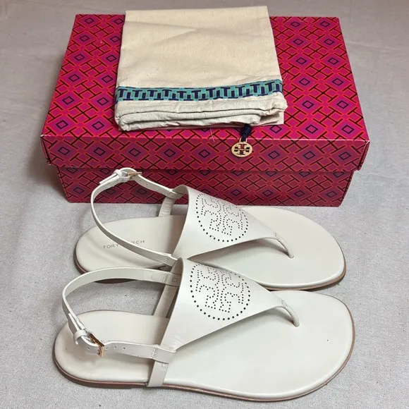 Tory. Burch Capri Perf Smooth Leather Samdals.