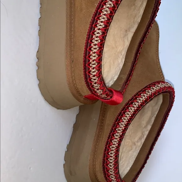 UGG Tasman Slippers – Chestnut Suede with Red Braid Trim, Size 8