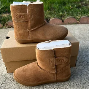 UGG toddler Keelan Boot Chestnut Size 10 Nwt