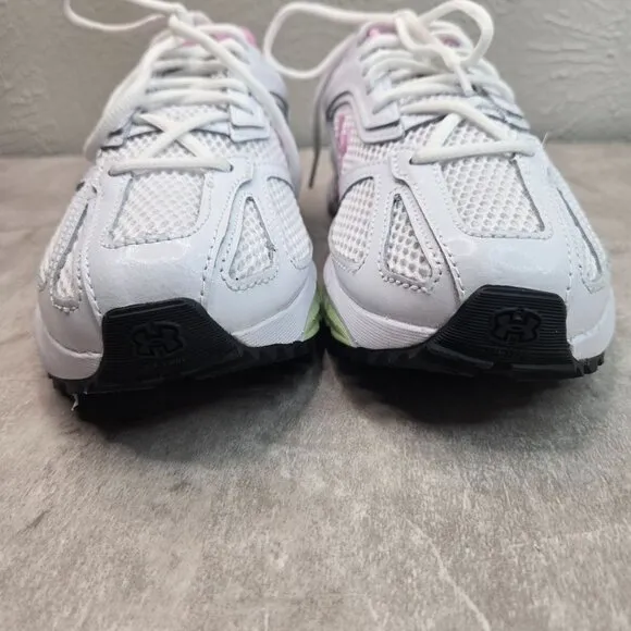 Under Armour Athletic Sneaker Womens 8.5 White Pink Low Top Sporty Running Shoes