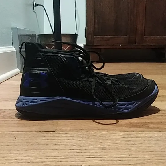 Under armour blue/black basketball shoes