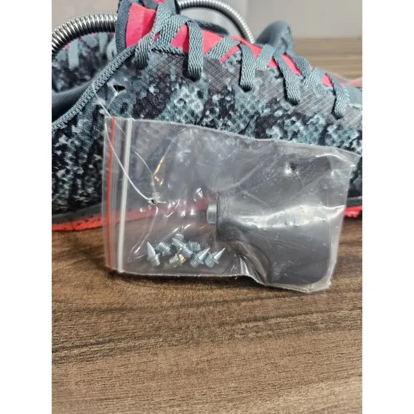 Under Armour Brigade XC Cross Country Spikes Unisex M 10.5 W 12 Gray Pink