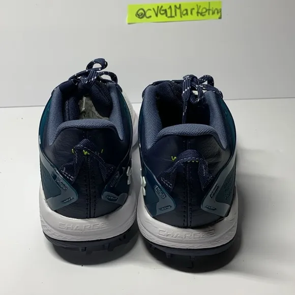 UNDER ARMOUR MEN YARD TURF LOW BASEBALL SHOE  SIZE 8.5