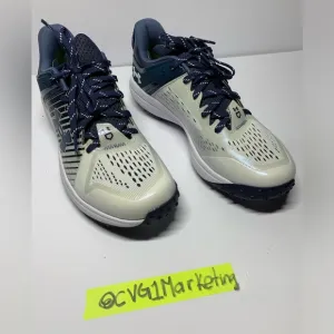 UNDER ARMOUR MEN YARD TURF LOW BASEBALL SHOE  SIZE 8.5