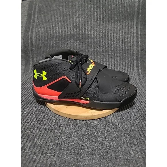 Under Armour Track Shoes Men's Size 11 Black Silencer Javelin HOVR Wrench NEW